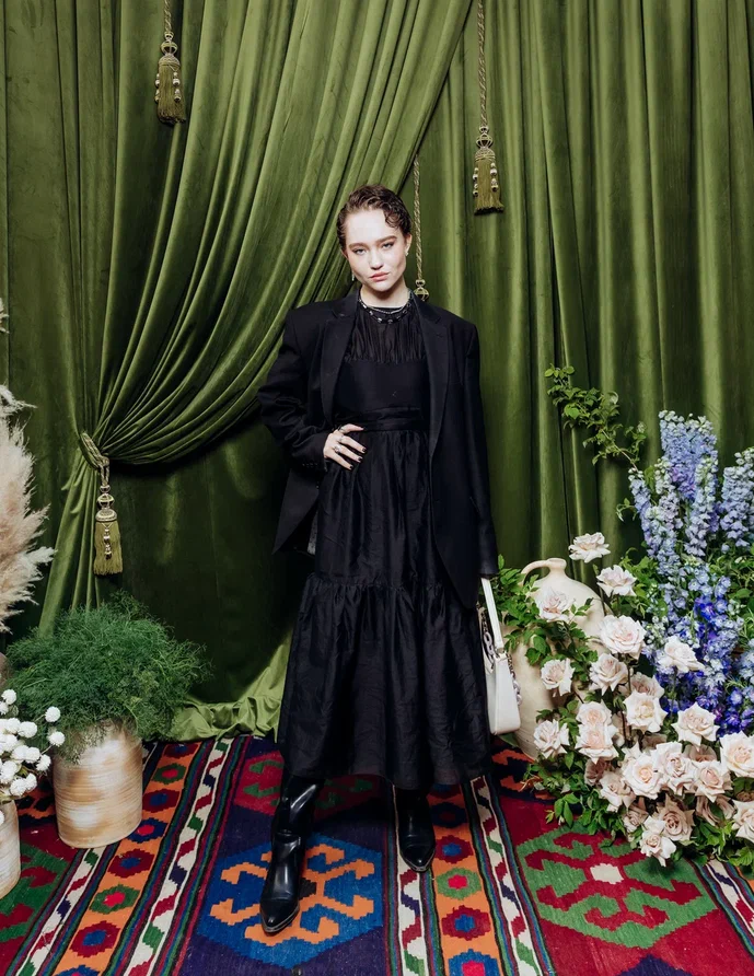 Катя Мухина, Ян Яновский, Евгения Линович и Маша Федорова посетили ужин в «Ткемали» (фото 11)