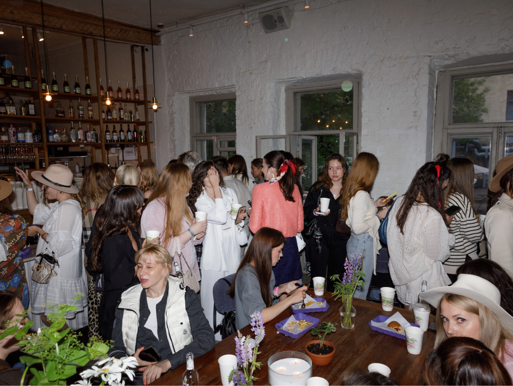 Бренд Why Not отпраздновал день рождения в баре «Ладо» (фото 1)