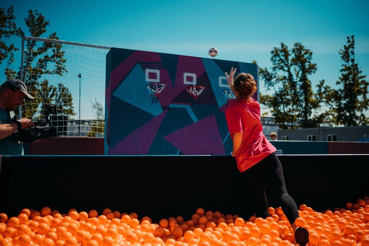 У «Газпром Арены» состоялся масштабный спортивно-музыкальный фестиваль (фото 5)