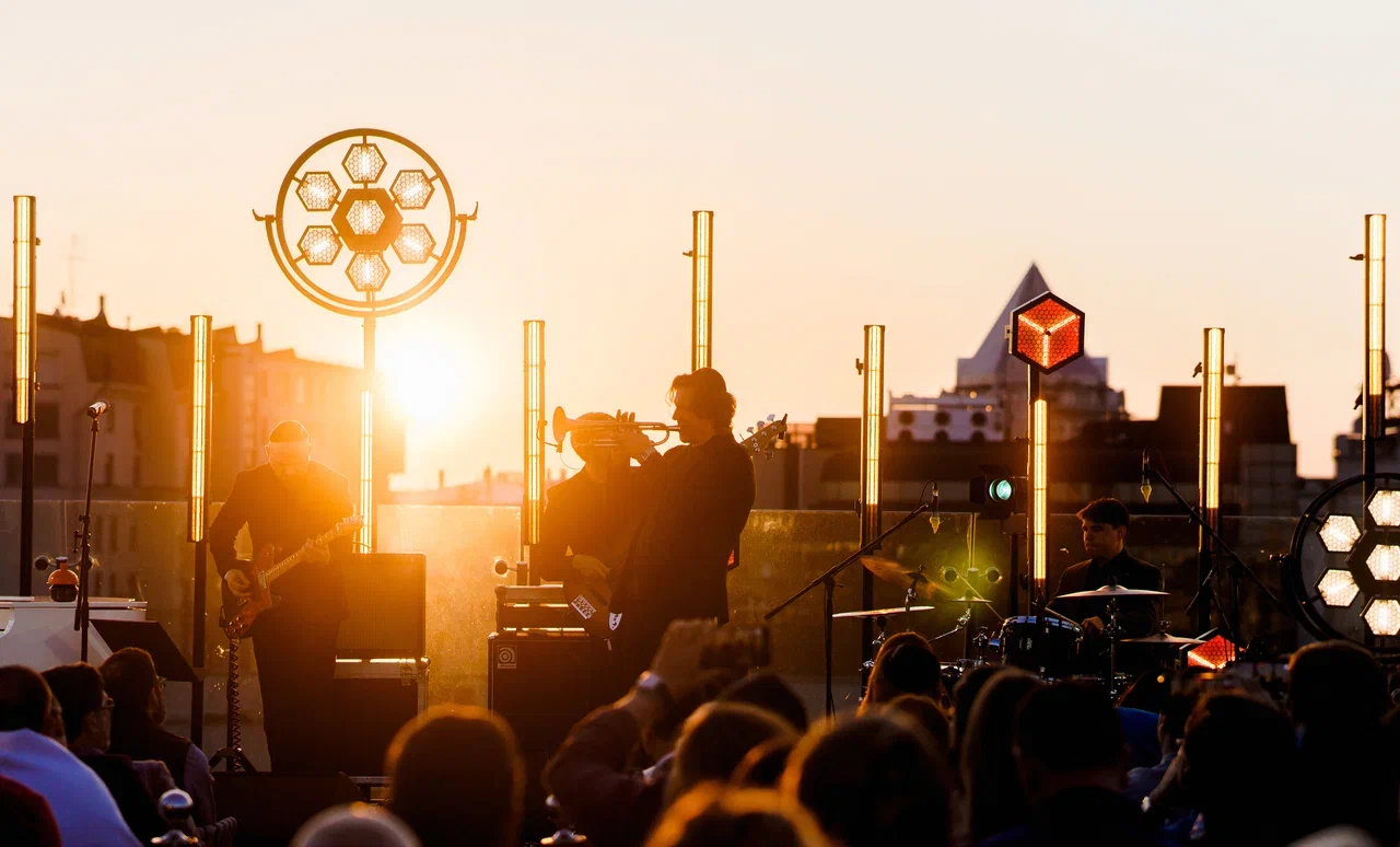 Вадим Эйленкриг и Даниил Крамер сыграли на благотворительном концерте «А-Клуба» и Solomon.help (фото 2)