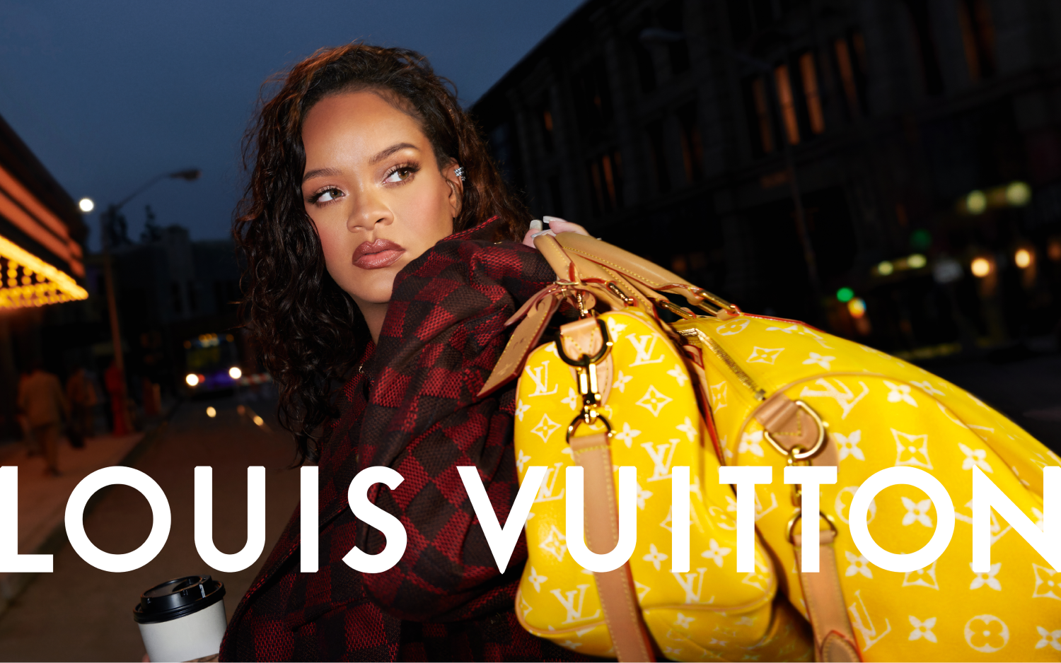 Louis Vuitton показал полную кампанию с участием Рианны (фото 3)