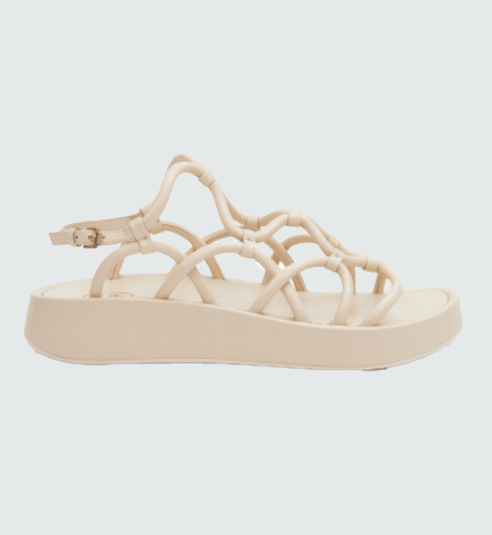 Что искать? +20 пар самой модной летней обуви (фото 17)