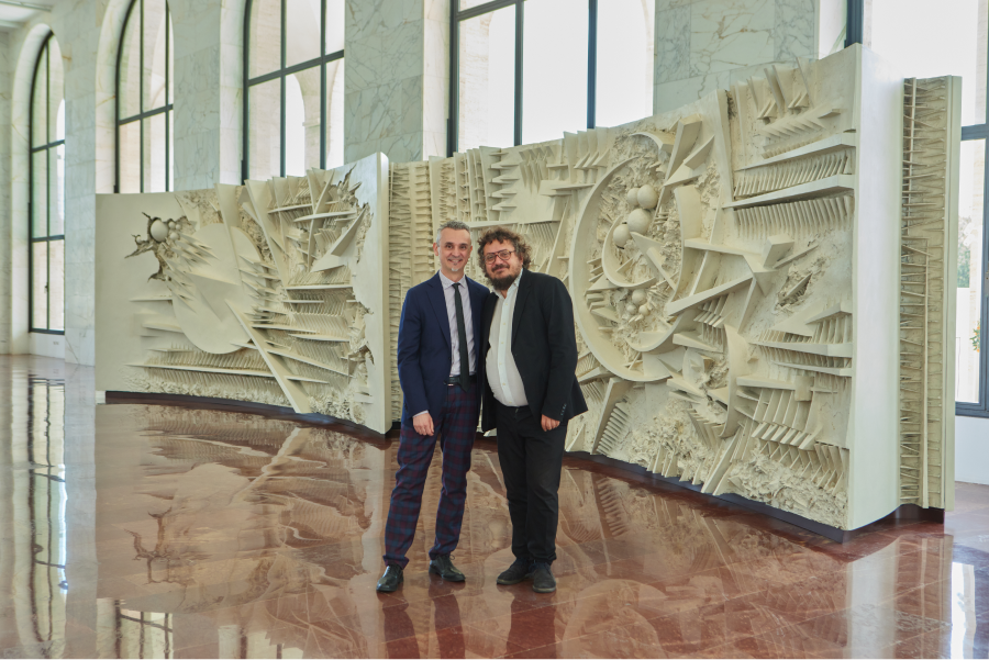 Fendi отмечает новое сотрудничество с фондом Арнальдо Помодоро выставкой (фото 2)