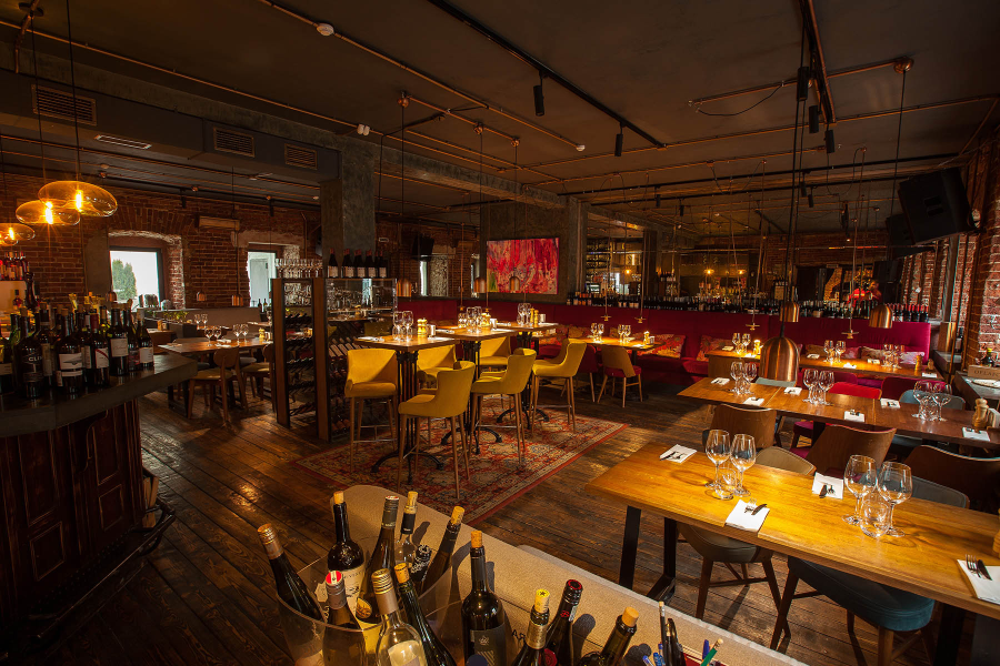 Гастробар Blush отмечает первый юбилей в стиле казино (фото 4)