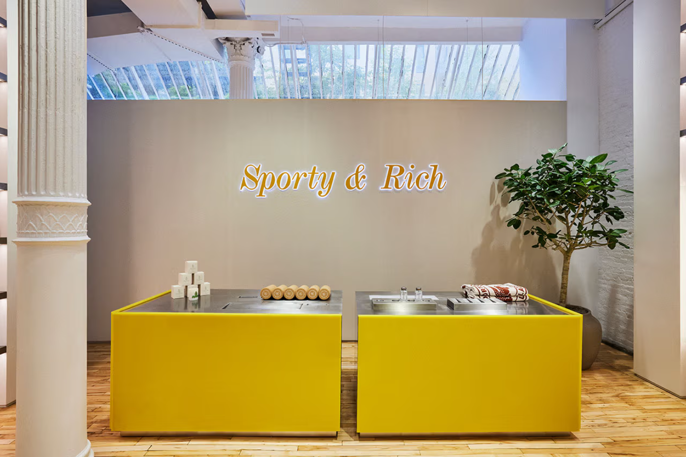 Sporty & Rich открыл первый офлайн-магазин в Нью-Йорке (фото 1)