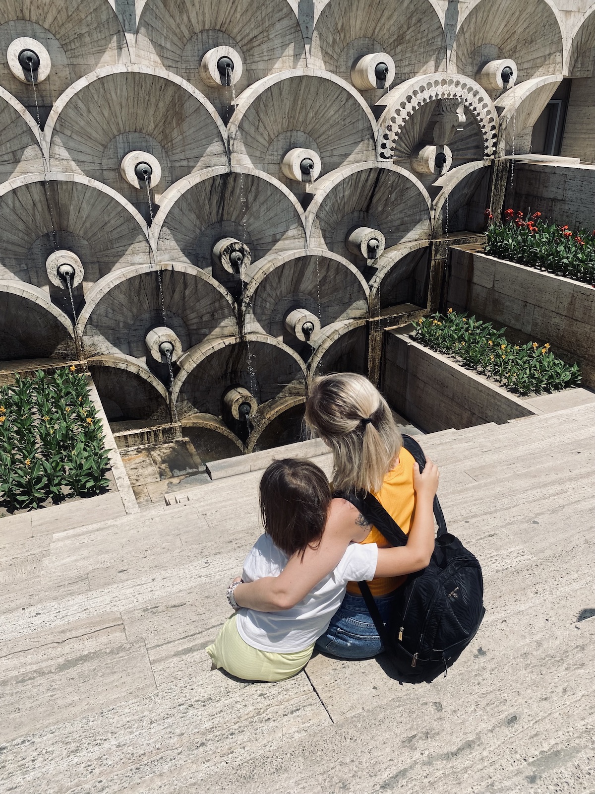Фонтаны, парки и арт-объекты: как интересно провести выходные в Ереване. Краткий гид BURO. (фото 19)