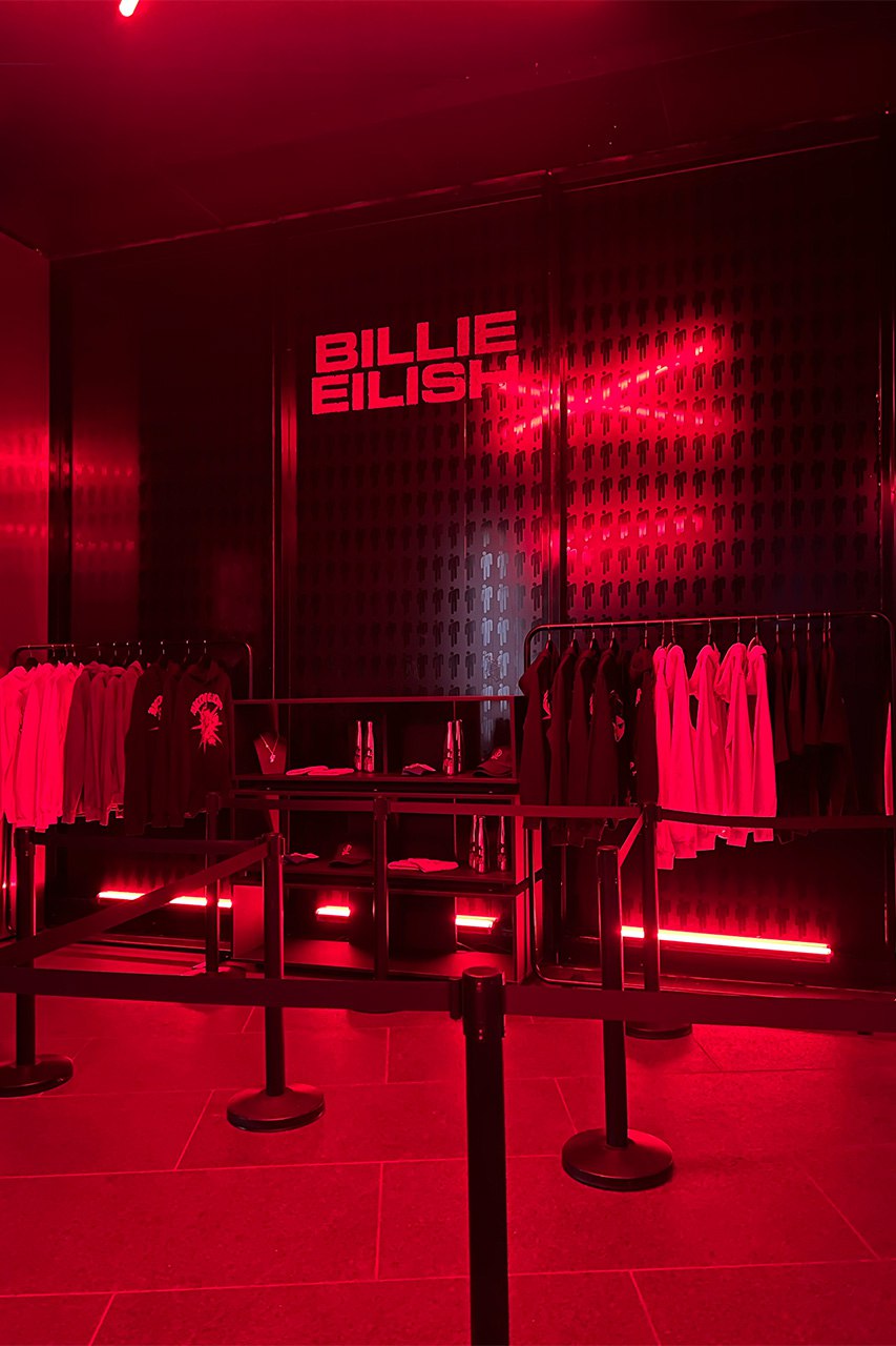 Билли Айлиш запустила поп-ап в Лондоне (фото 2)