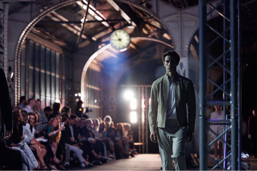 Бренд Mastersuit представил новую коллекцию на Витебском вокзале в Санкт-Петербурге (фото 6)