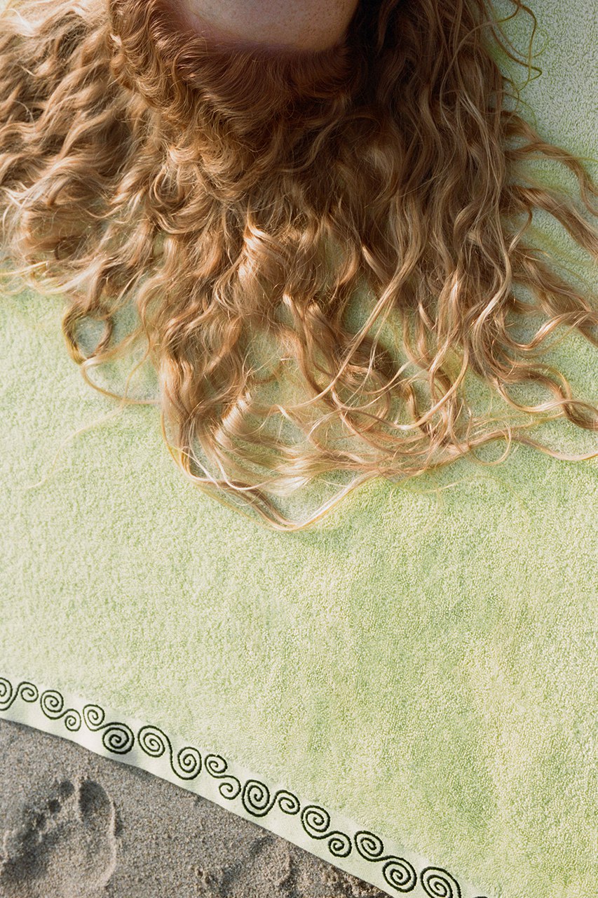 Tekla и Stüssy выпустили коллаборацию (фото 5)