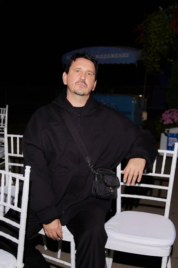 В «Лужниках» прошел показ модного дома Валентина Юдашкина (фото 8)