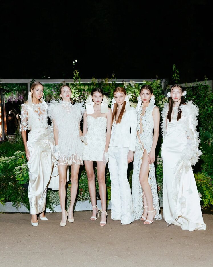 В «Лужниках» прошел показ модного дома Валентина Юдашкина (фото 3)