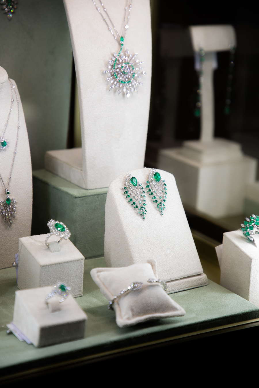 Ювелирный дом EIRINE отметил год со дня основания (фото 1)