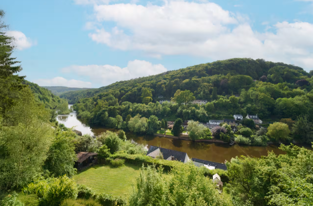 Дом Отиса из «Полового воспитания» выставлен на продажу (фото 2)