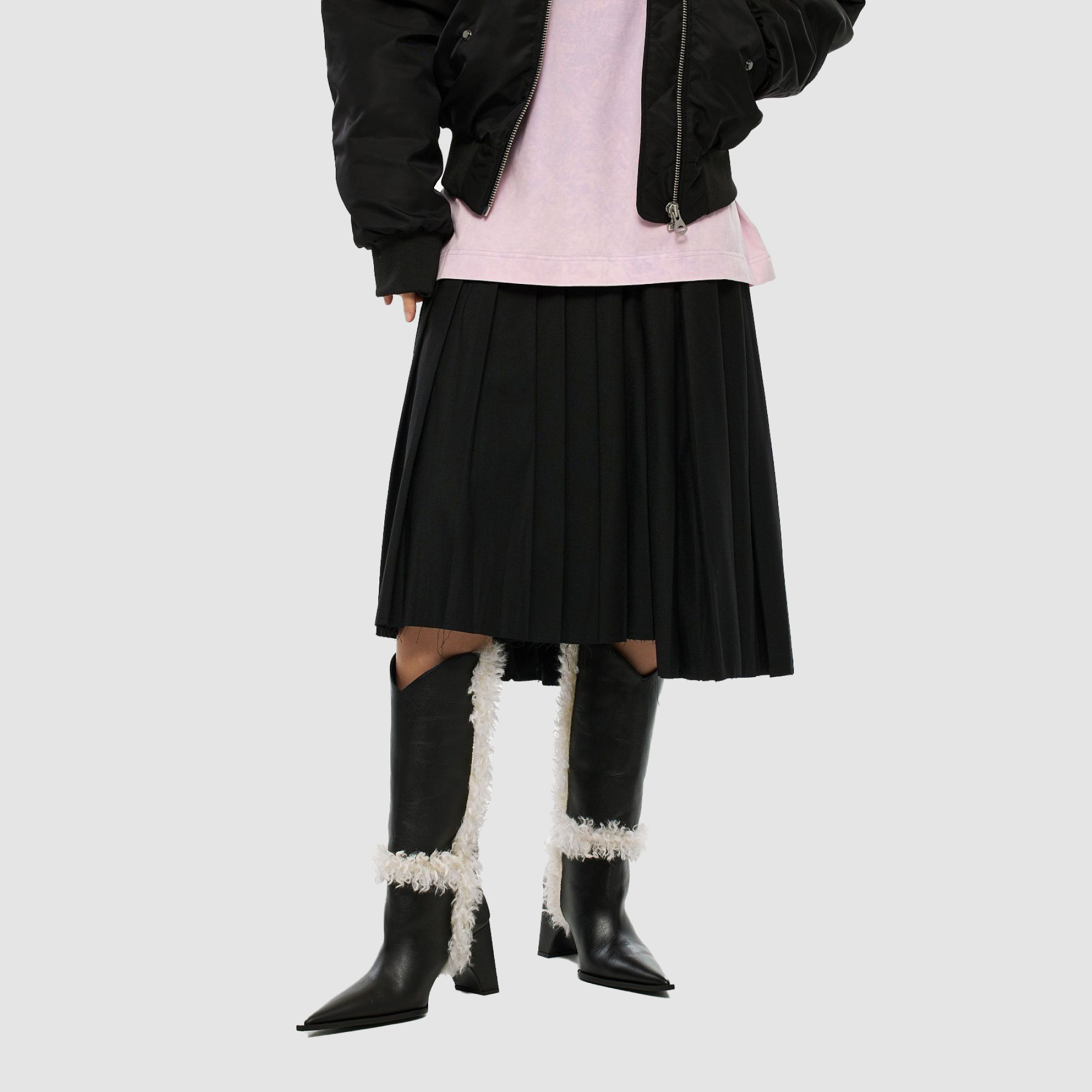 Брюки-парашюты и юбки из фактурного трикотажа: какой низ носить осенью и зимой? Выбор BURO. (фото 35)