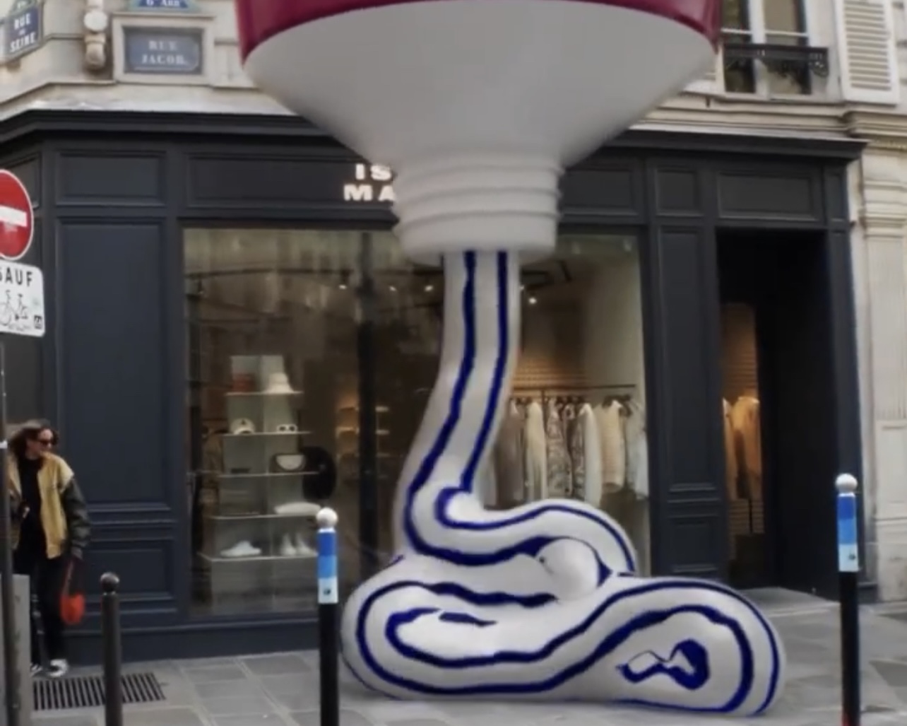 Зубная паста Isabel Marant, 19-метровая сумка IKEA и трак LIME: как изменились рекламные кампании брендов в 2023 году (фото 3)