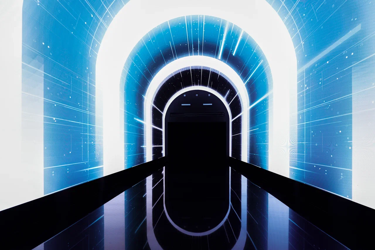 В Москве открылось иммерсивное арт-пространство Luminar (фото 3)