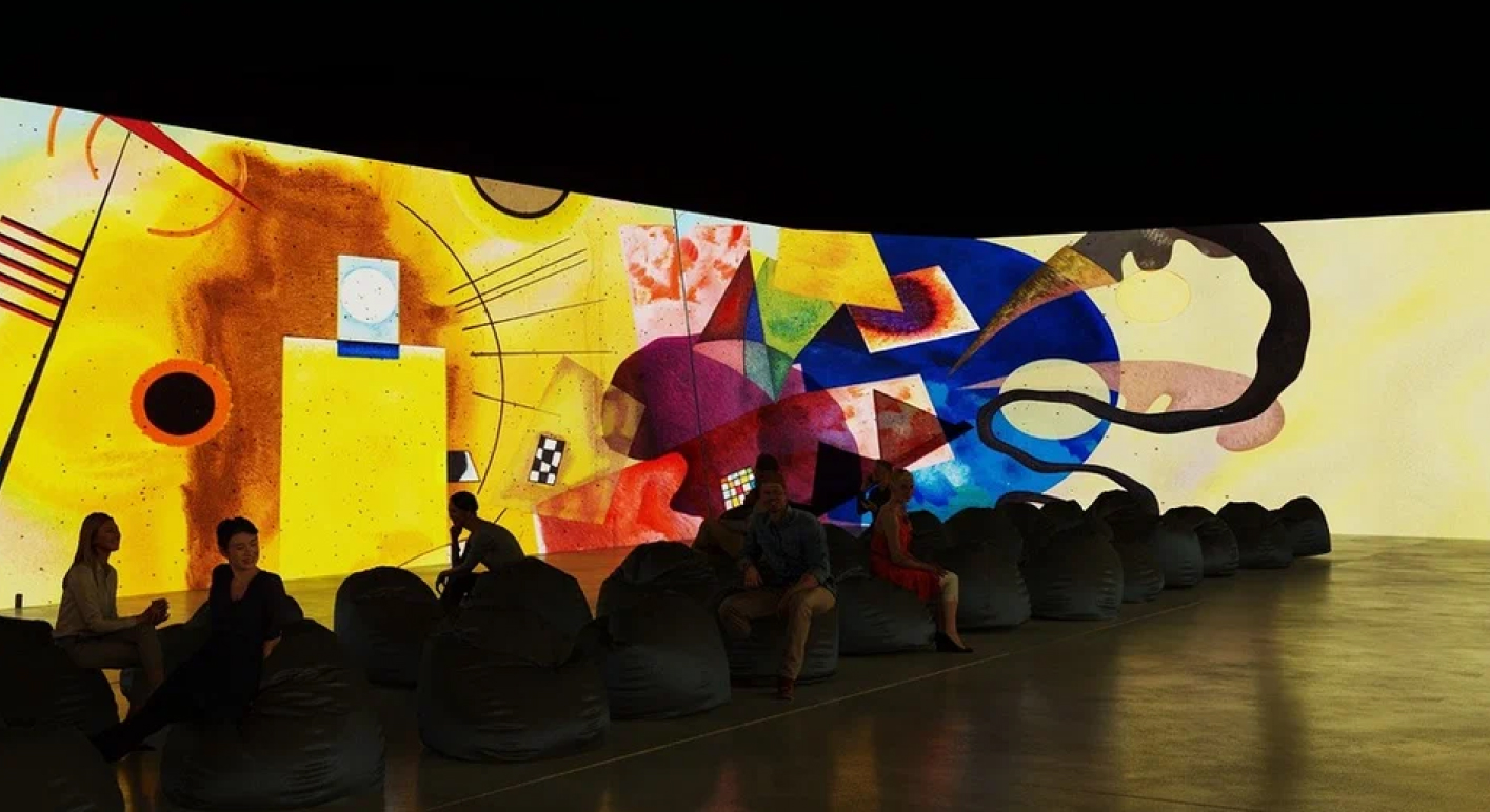 Инсталляция тотального мифа, ретроспектива и Айвазовский: куда идти и что смотреть в музеях в ноябре (фото 15)