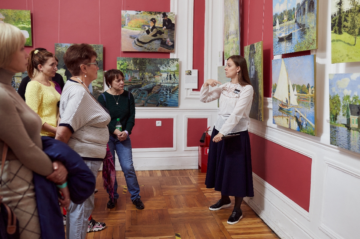 Инсталляция тотального мифа, ретроспектива и Айвазовский: куда идти и что смотреть в музеях в ноябре (фото 17)