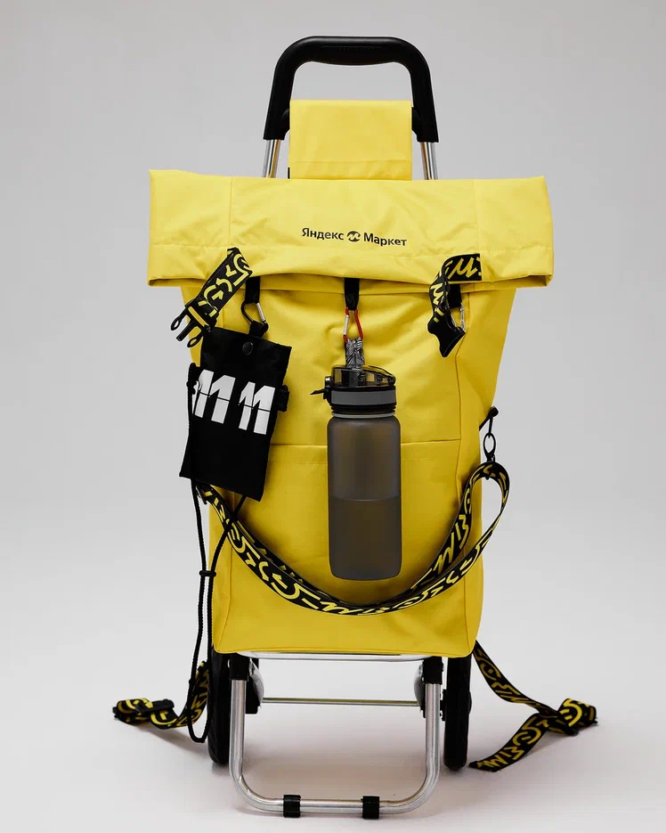 «Яндекс Маркет» выпустил лимитированную коллекцию сумок-тележек (фото 2)