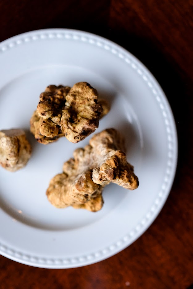 В баре «Стрелка» запустилось сезонное трюфельное меню (фото 2)