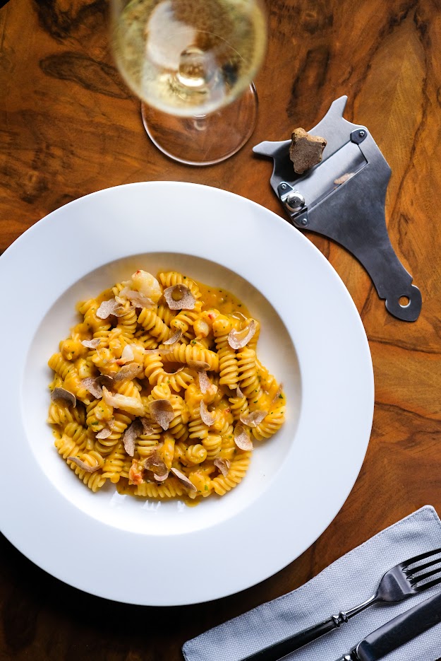 В баре «Стрелка» запустилось сезонное трюфельное меню (фото 6)