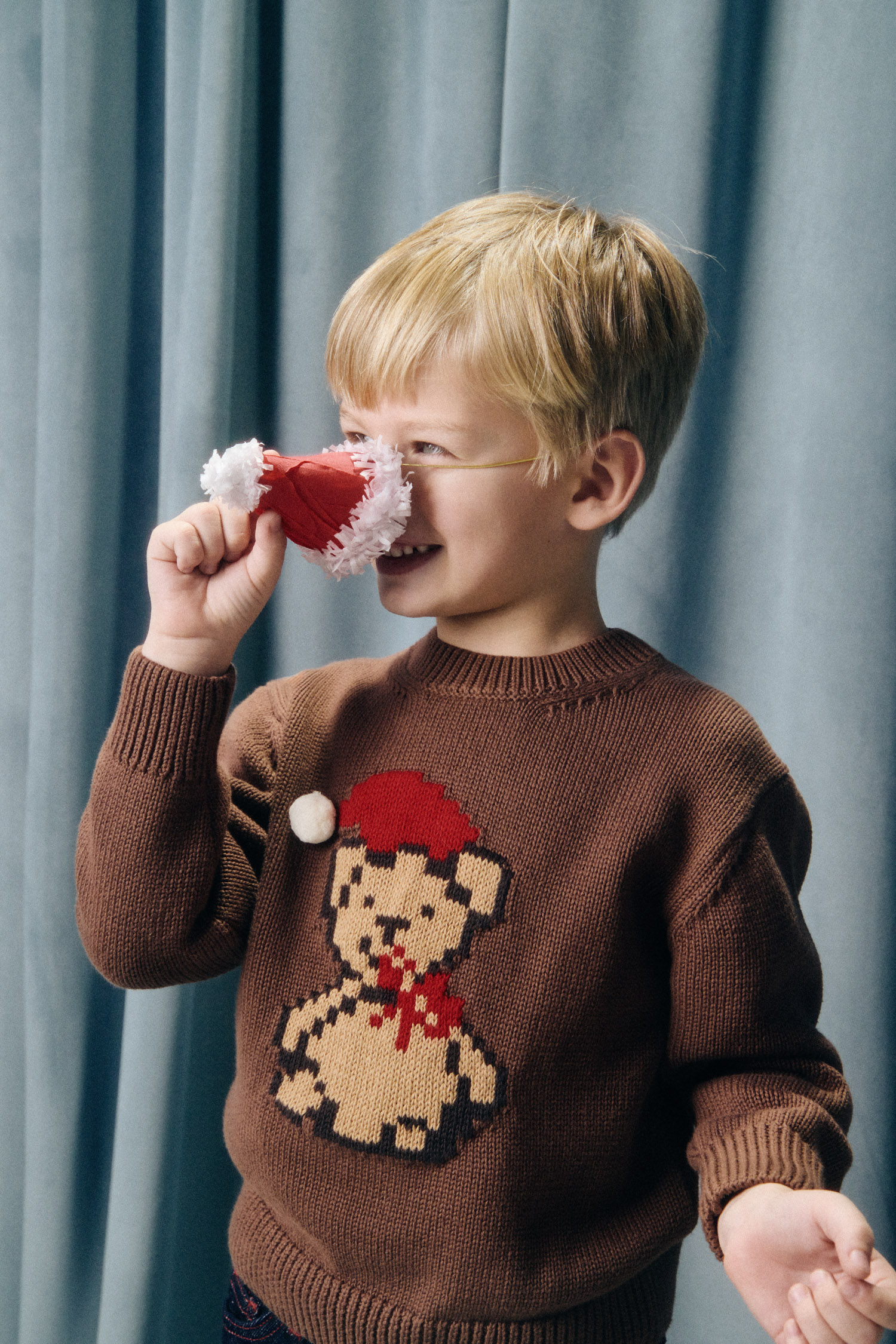 Банты, пайетки и бархат: Limé показал детскую новогоднюю коллекцию (фото 3)