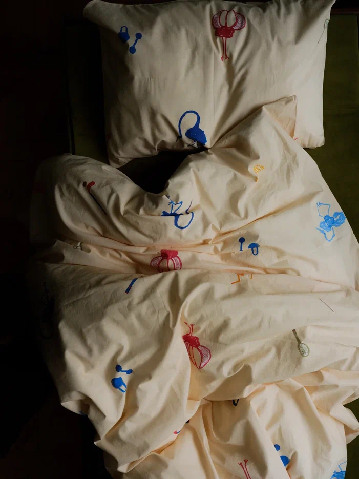 Постельное белье, свечи, диффузоры, игрушки и кулоны: «Рихтер» показал предновогодние коллекции (фото 25)