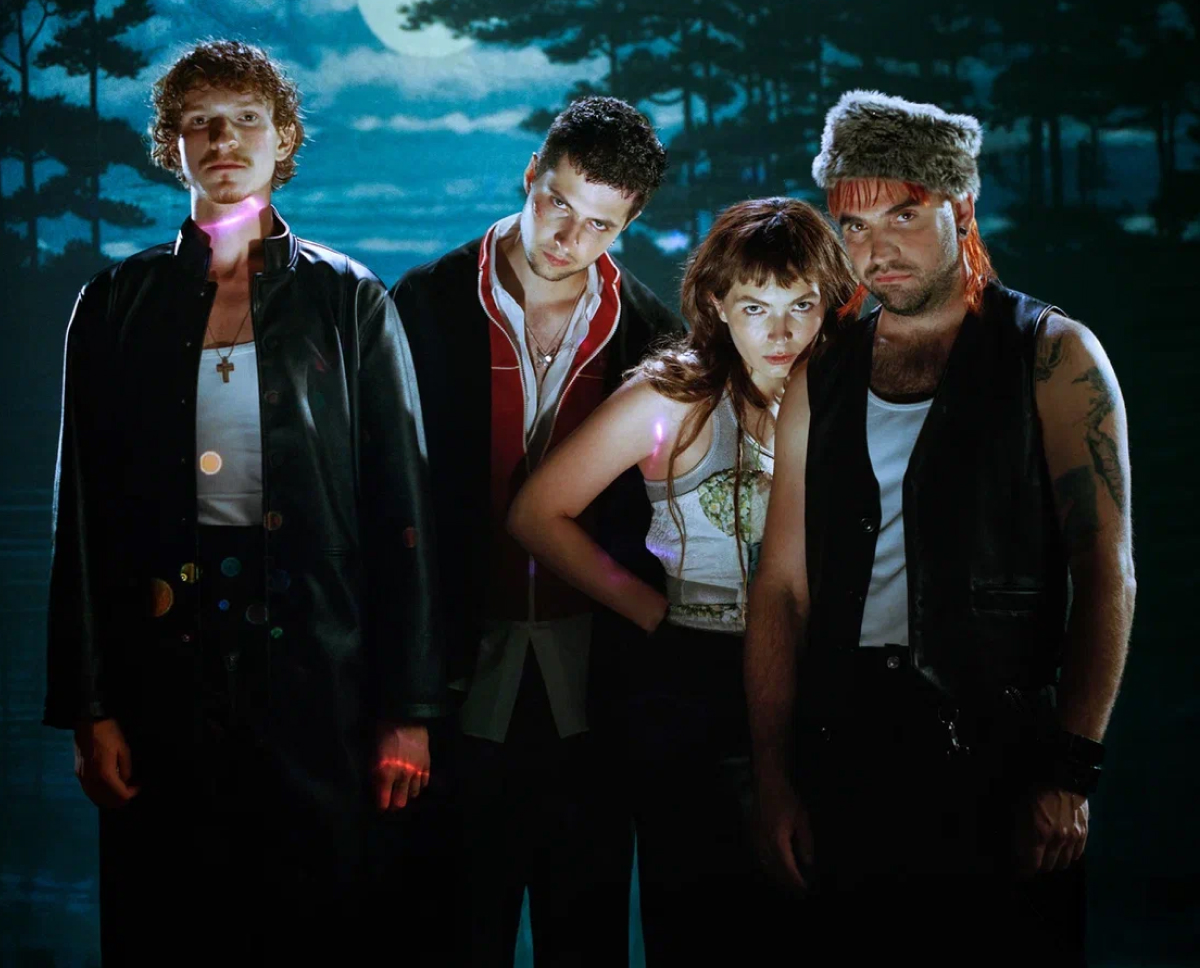 «Это наш гимн любви»: группа «ЗАЛПОМ» — о новом сингле, Якутии и театре (фото 2)