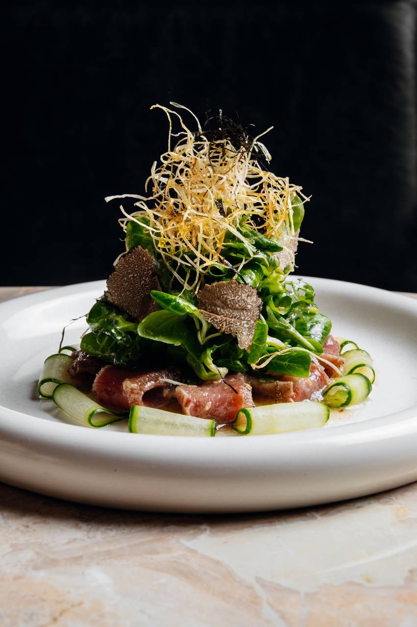 В ресторане Chin Chin девушкам будут безлимитно разливать игристое (фото 2)