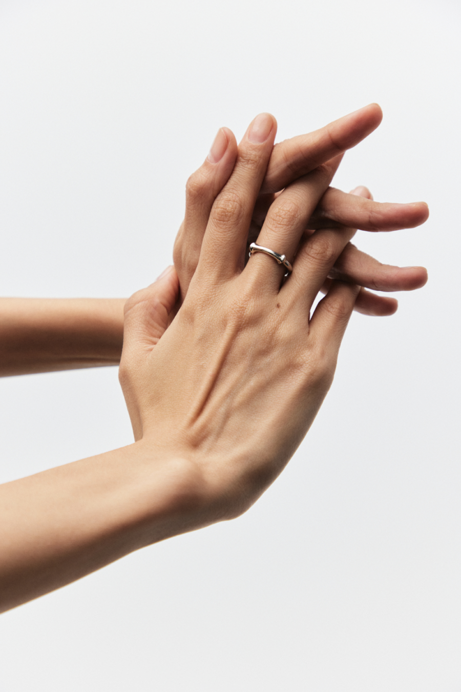 Бренд Avgvst выпустил новую коллекцию /imagine (фото 19)