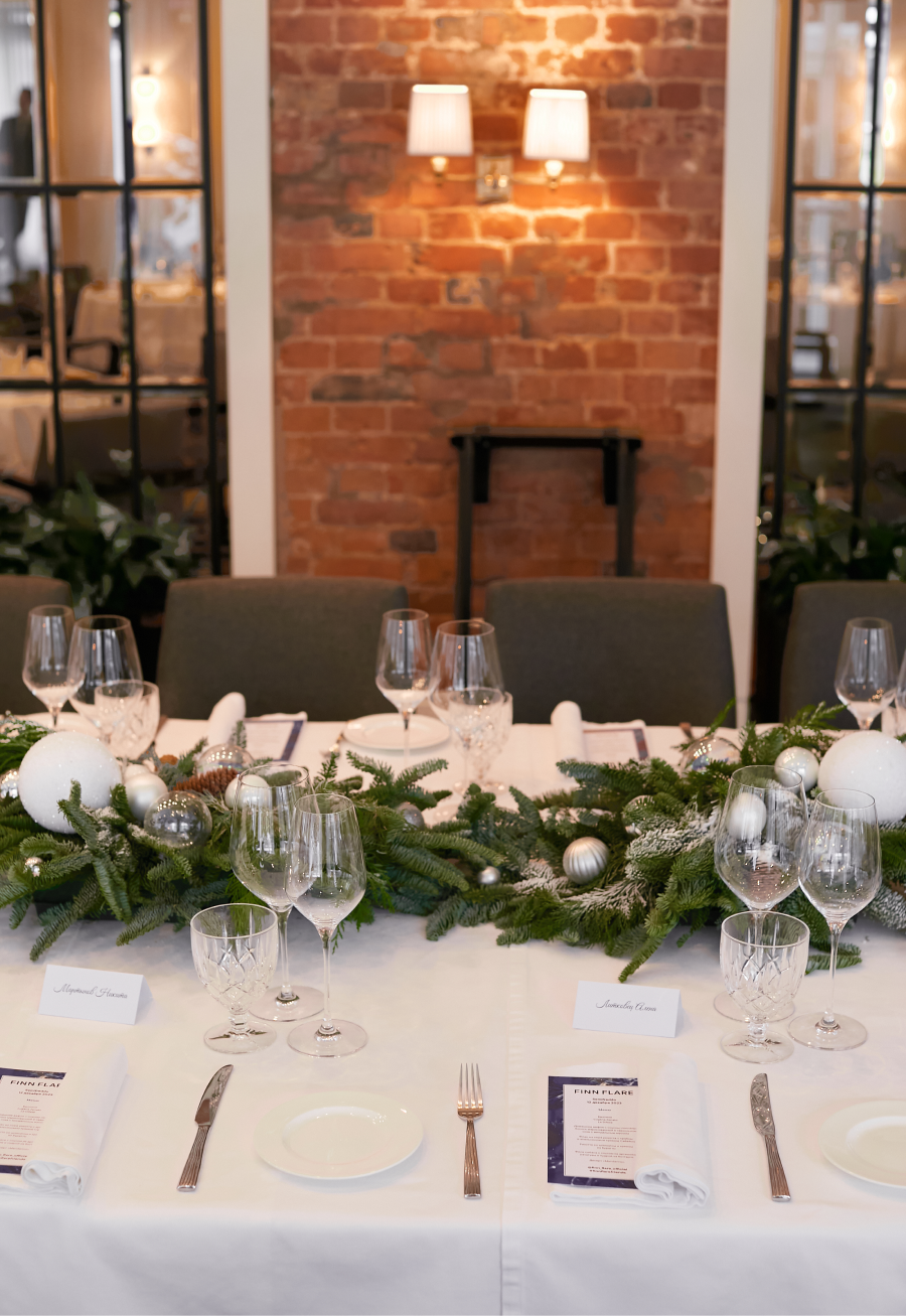 В ресторане Semifreddo прошел праздничный бранч Finn Flare (фото 1)