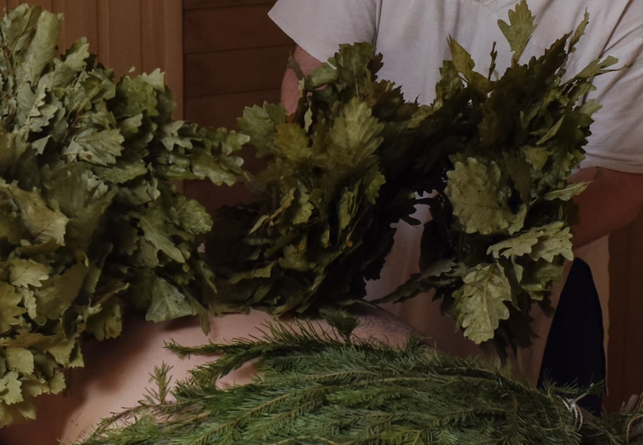 Сноукайтинг, купание в проруби и керлинг: зимние виды спорта для тех, кто не сидит на месте в новогодние праздники (фото 14)