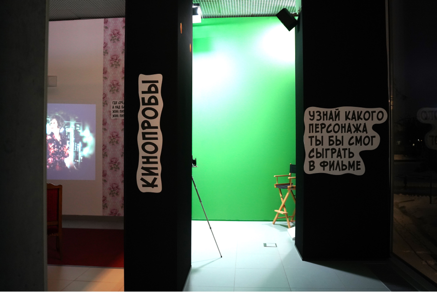 Выставка «Наши люди. Вселенная персонажей Леонида Гайдая» открылась в Музее кино (фото 4)