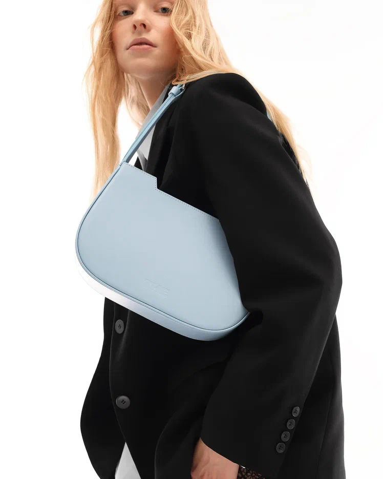 В России запустился бренд сумок THE (фото 9)