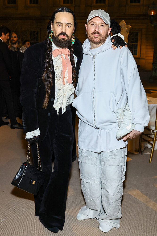 Марго Робби, Тейлор Свифт, Фаррелл Уильямс, Бейонсе и Канье: 2023 год в лицах (фото 8)