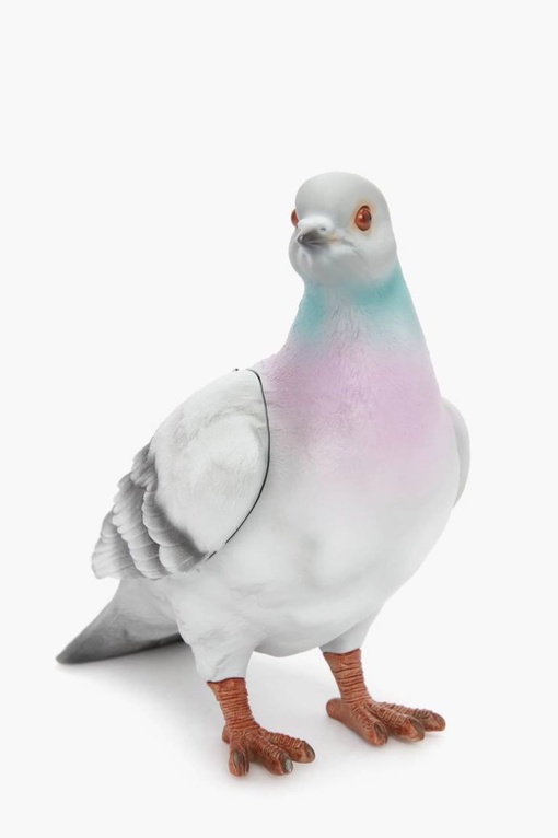 Марго Робби, Тейлор Свифт, Фаррелл Уильямс, Бейонсе и Канье: 2023 год в лицах (фото 13)