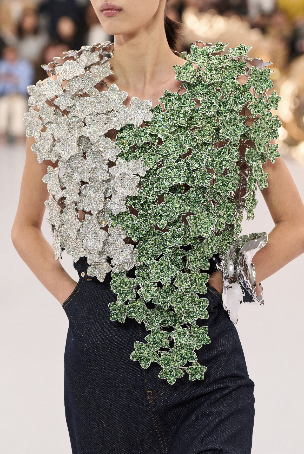 Марго Робби, Тейлор Свифт, Фаррелл Уильямс, Бейонсе и Канье: 2023 год в лицах (фото 14)