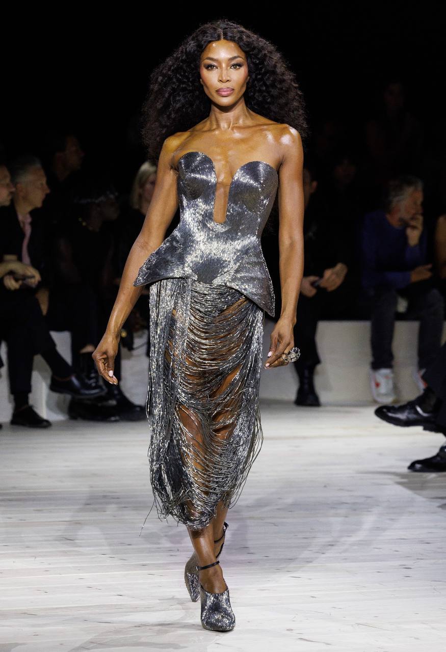 Марго Робби, Тейлор Свифт, Фаррелл Уильямс, Бейонсе и Канье: 2023 год в лицах (фото 31)