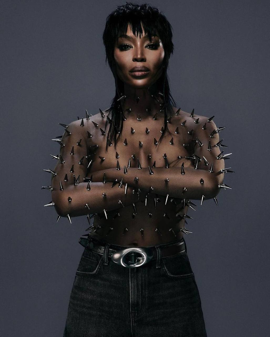 Марго Робби, Тейлор Свифт, Фаррелл Уильямс, Бейонсе и Канье: 2023 год в лицах (фото 34)