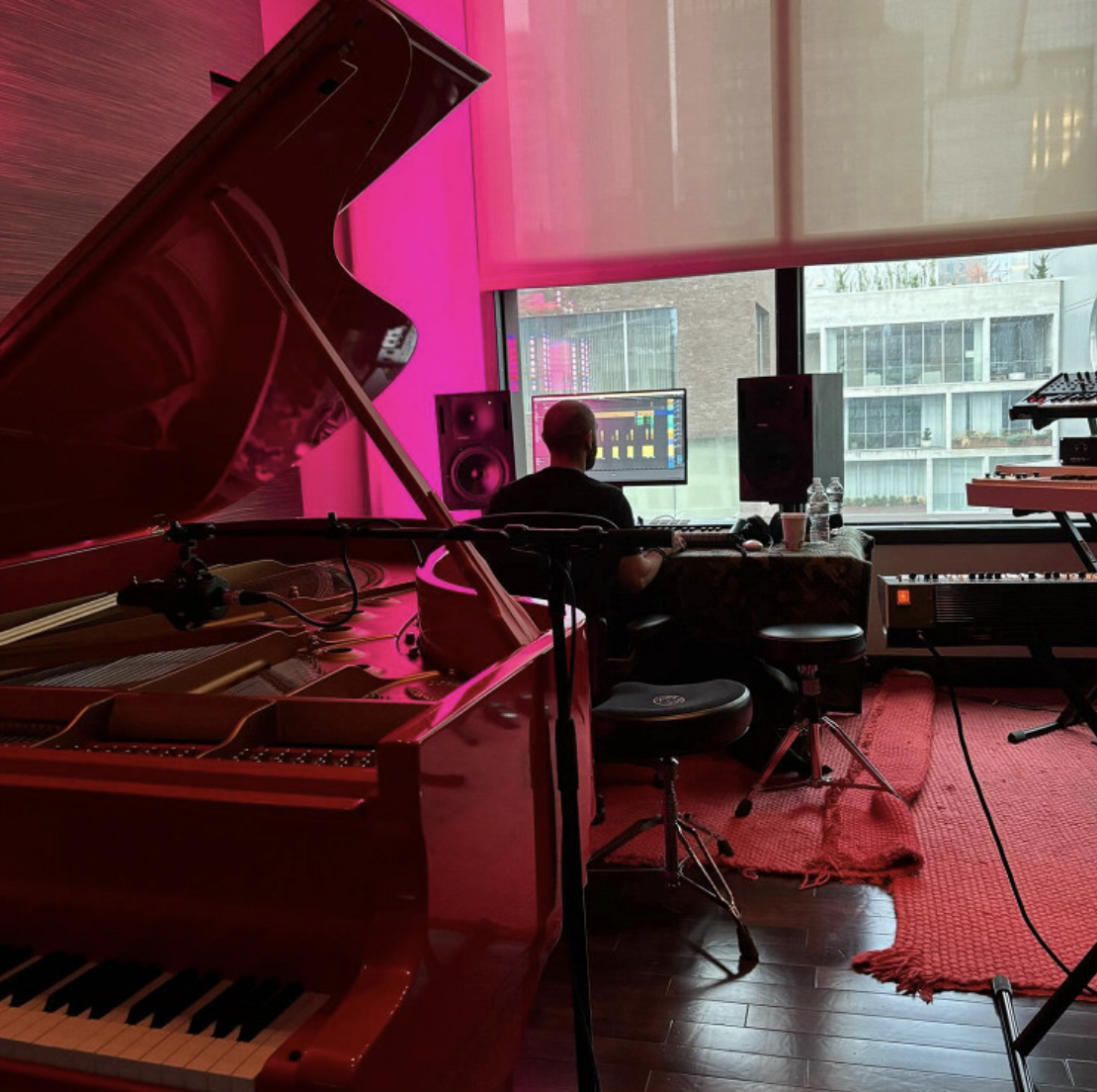 Ариана Гранде выпустит новый альбом в 2024 году (фото 3)