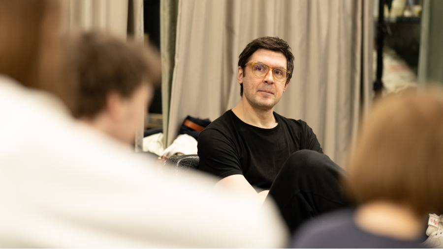 Японский режиссер Мотои Миура поставит спектакль в Театре Наций (фото 10)