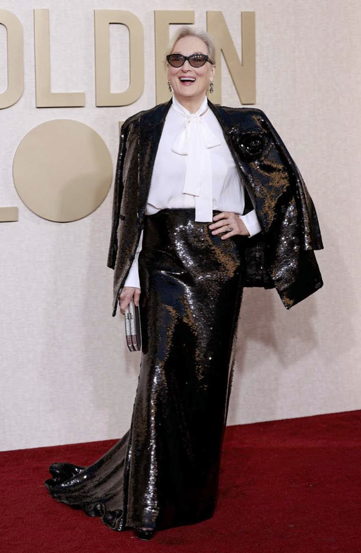 Марго Робби в Armani Prive и Тимоти Шаламе в Celine: красная дорожка «Золотого глобуса – 2024» (фото 16)