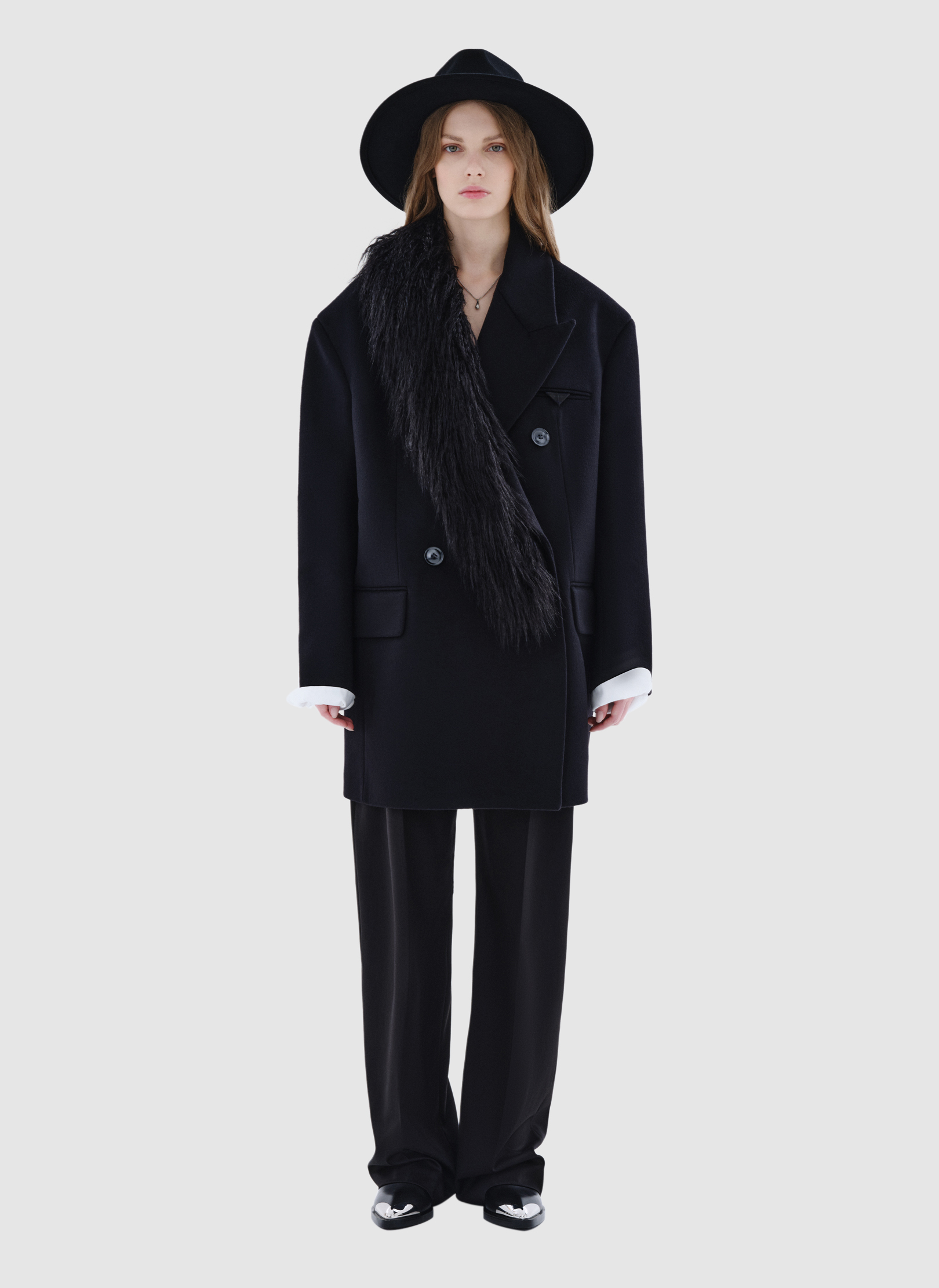 Марка osome2some представила дроп утепленных пальто и шуб (фото 2)