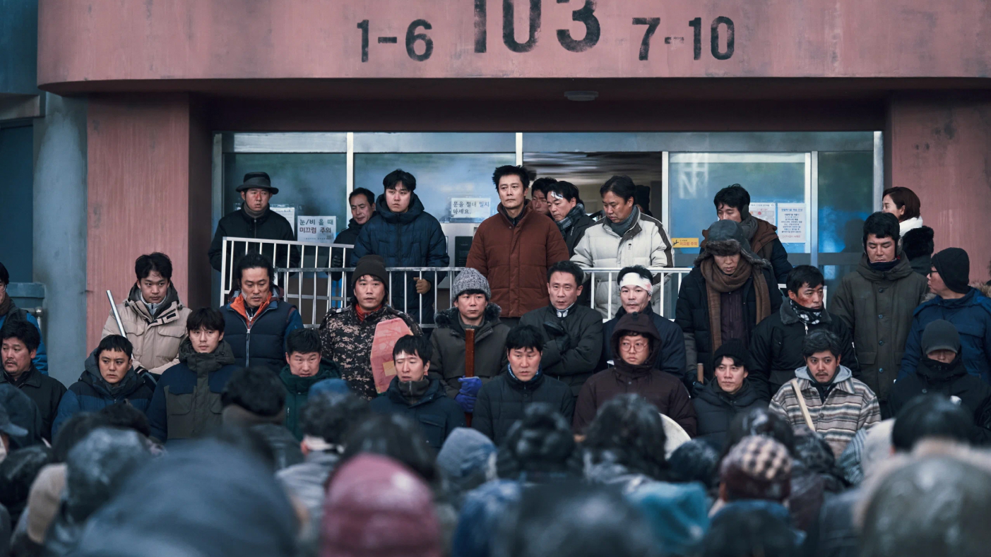 «Отпуск по-корейски» и «В паутине»: 5 новых хитов южнокорейского кинематографа. Выбор BURO. (фото 9)