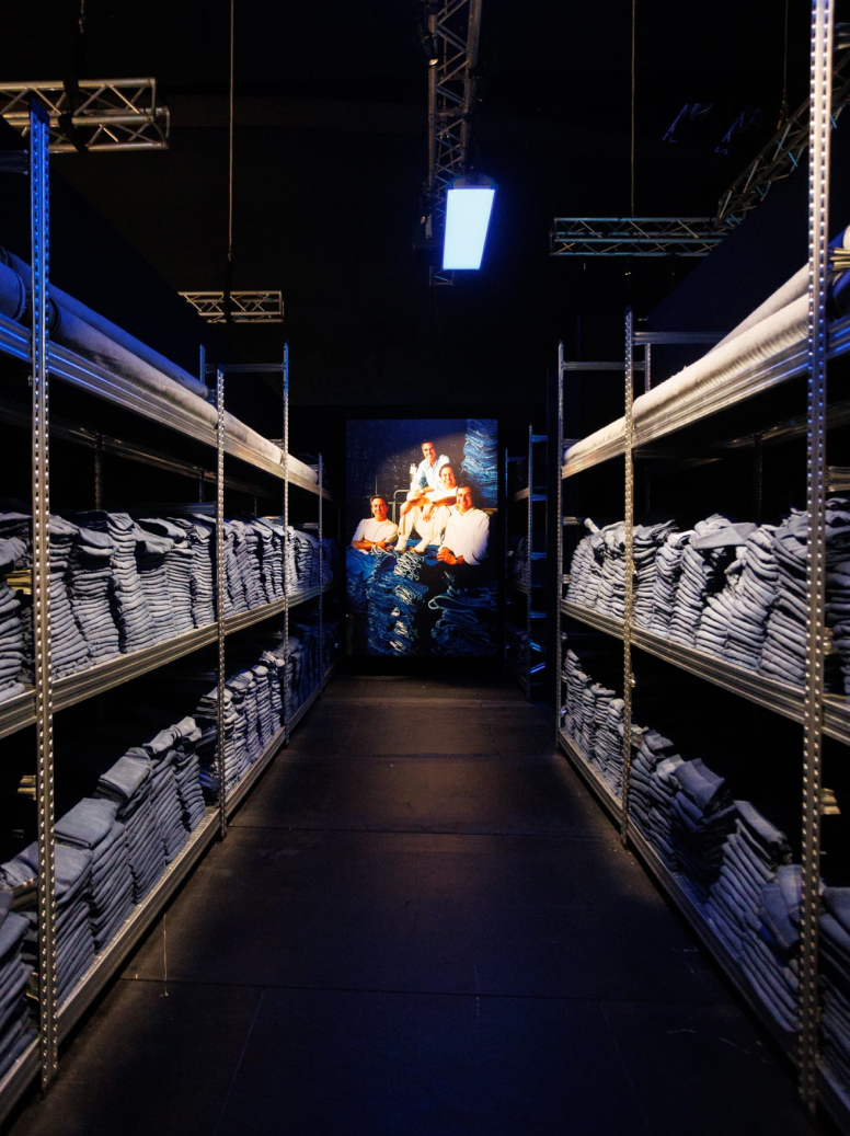 Широкие плечи, деним и дедушкин свитер: 7 трендов мужской моды с выставки Pitti Uomo (фото 13)