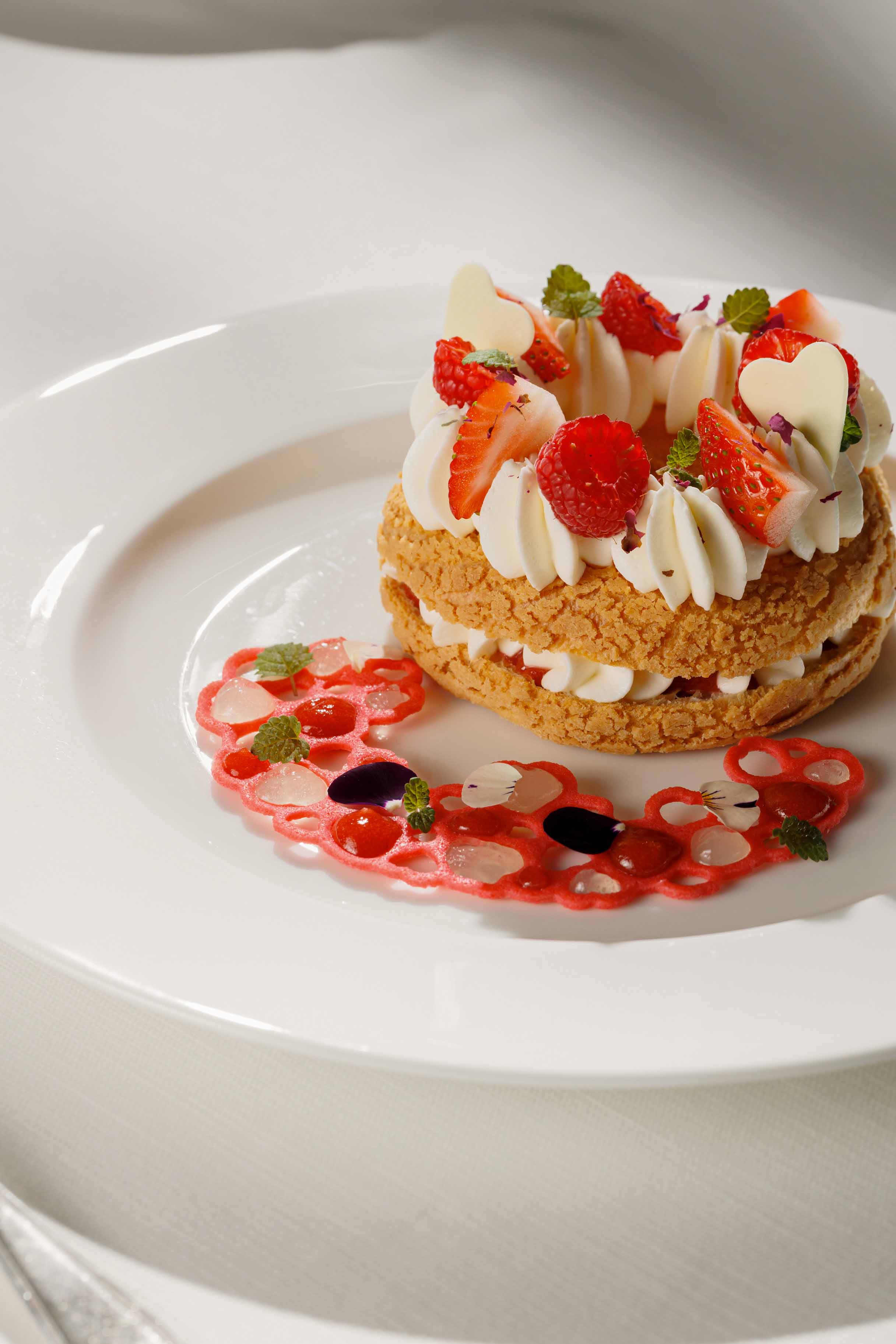 Новости ресторанов: даниш с кремом из арахиса и хурмой, открытие новоорлеанского поп-ап проекта и другие идеи на 14 февраля (фото 10)