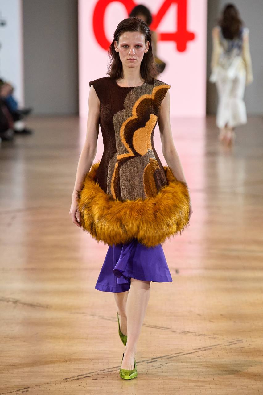 Выпускники Central Saint Martins показали осенние коллекции (фото 4)