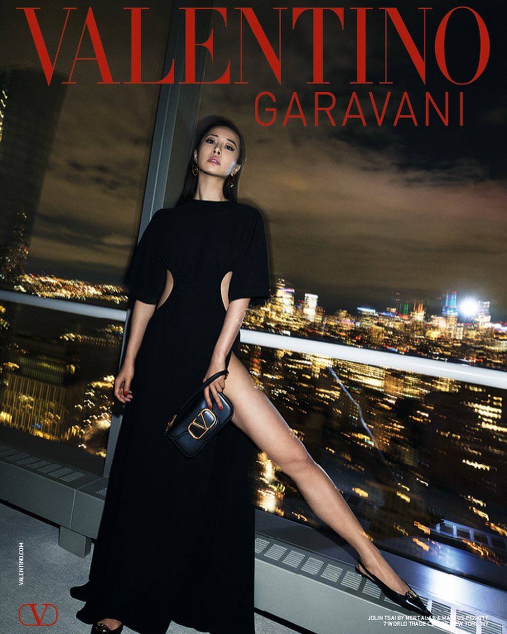 Кайя Гербер и Джолин Цай стали лицами рекламной кампании Valentino (фото 3)