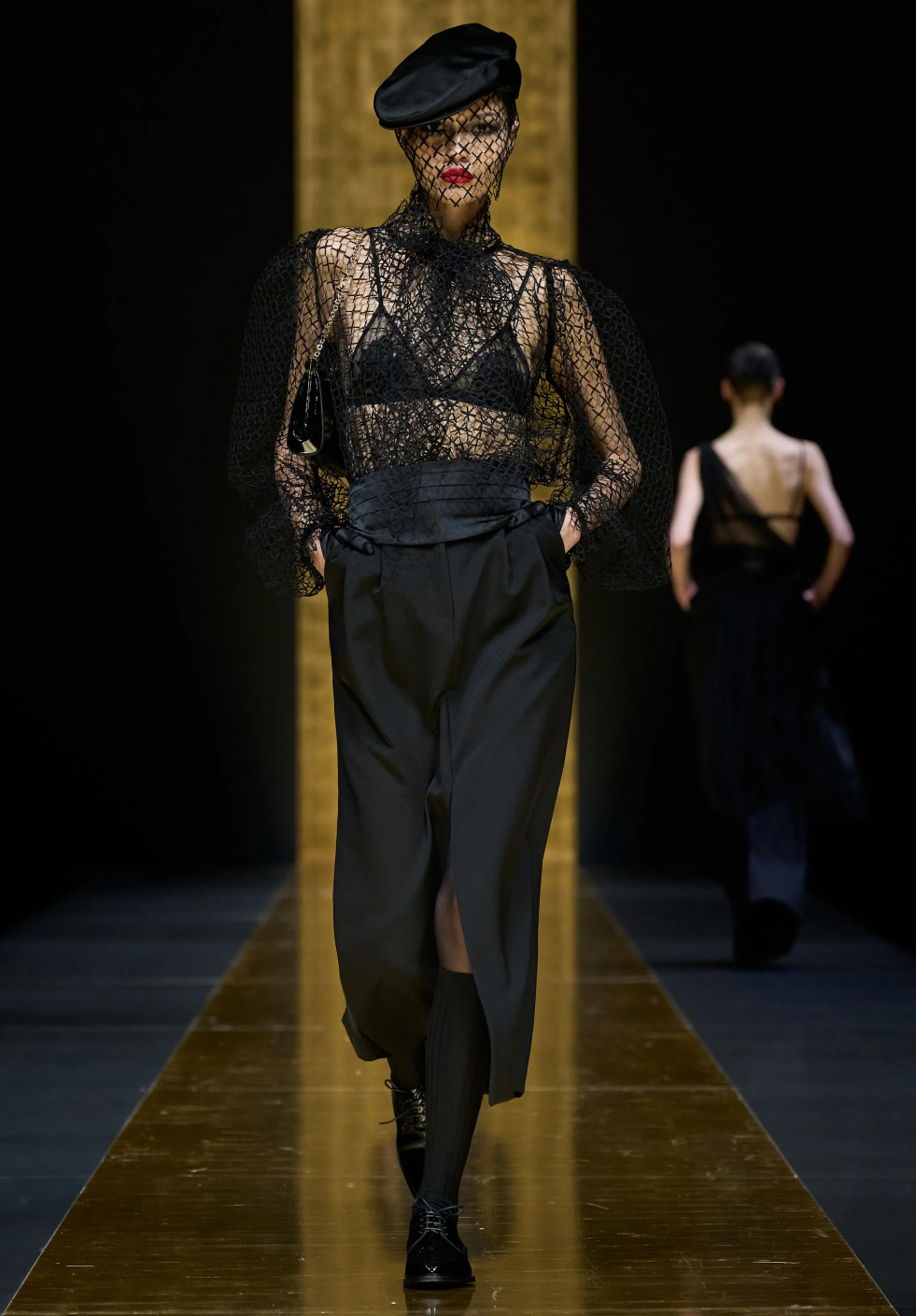 Итоги Недели моды в Милане осень-зима 2024 — 7 трендов, к которым стоит присмотреться уже весной (фото 1)