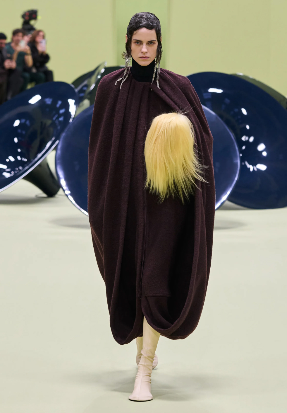 Итоги Недели моды в Милане осень-зима 2024 — 7 трендов, к которым стоит присмотреться уже весной (фото 22)